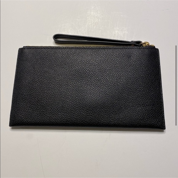 Michael Kors Lg Jet Set Zip Clutch Wristlet - Picture 4 of 7